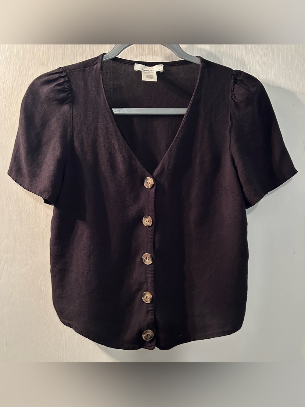 Urban Romantics, V -Neck Short Sleeve Button Front Top - Blackz Size S